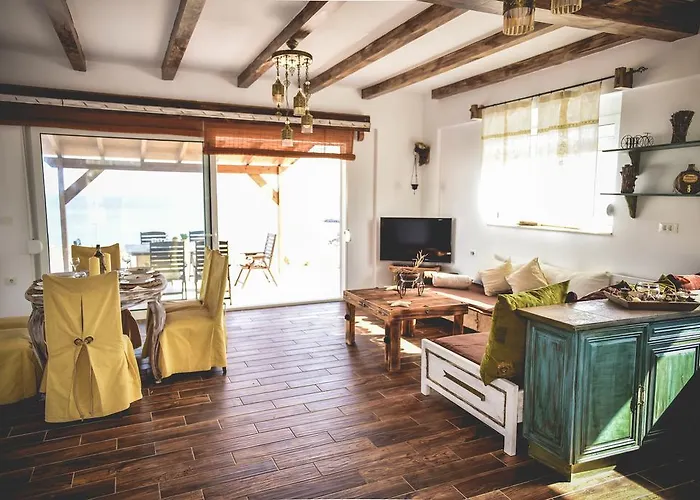 Casa Di Mare Stegna 펜션