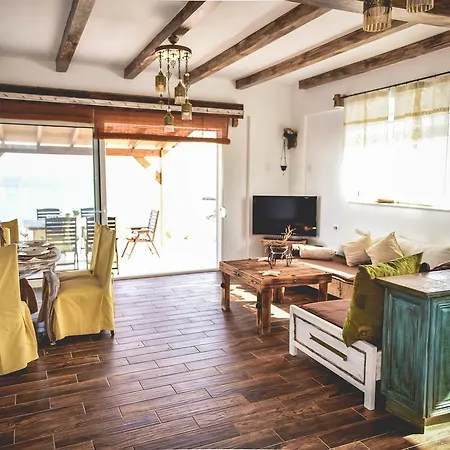 Casa Di Mare Stegna Tatil Evi